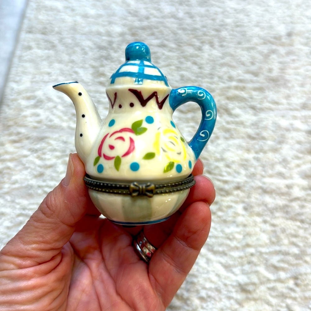 Vintage Greenbrier Teapot Painted Floral Hinged Trinket Box- Excellent Condition